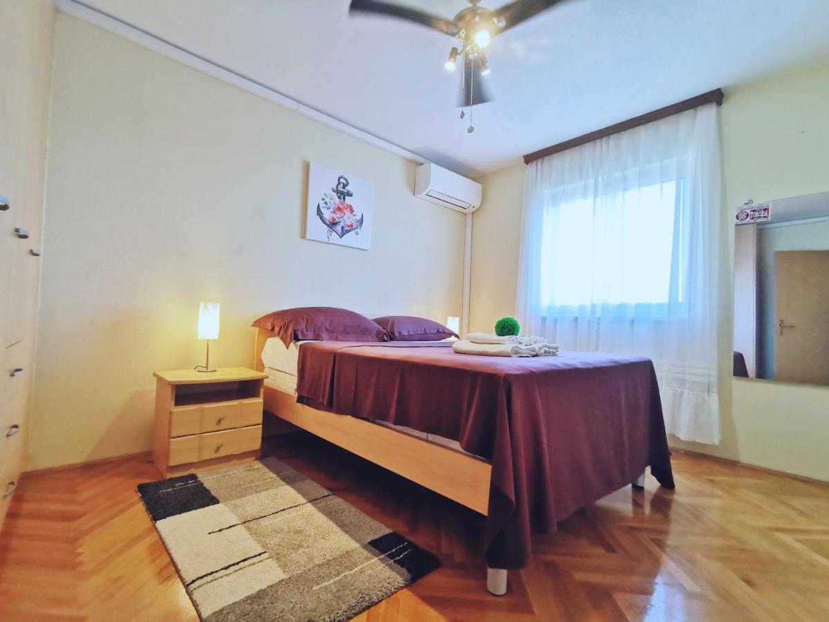 Villa Lille Trogir Exterior foto